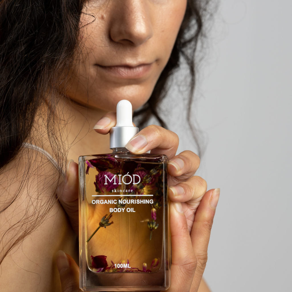 Go-For-Zero-Australia-Miód-Organic-Nourishing-Body-Oil-100ml-Styled