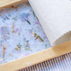 Go-For-Zero-Australia-Poppy-And-Daisy-Designs-Handmade-Paper-Kit
