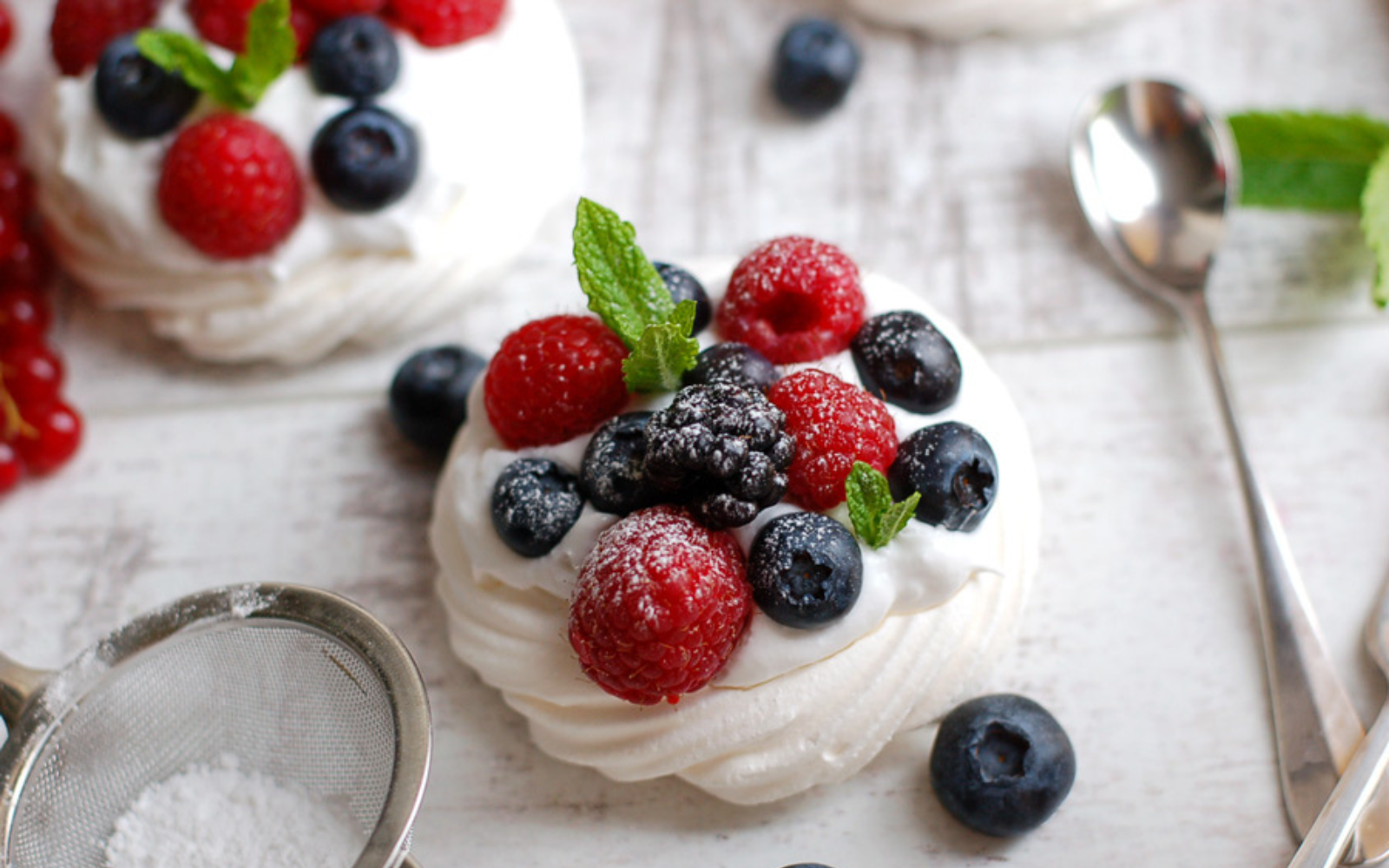 Vegan Meringue Nests