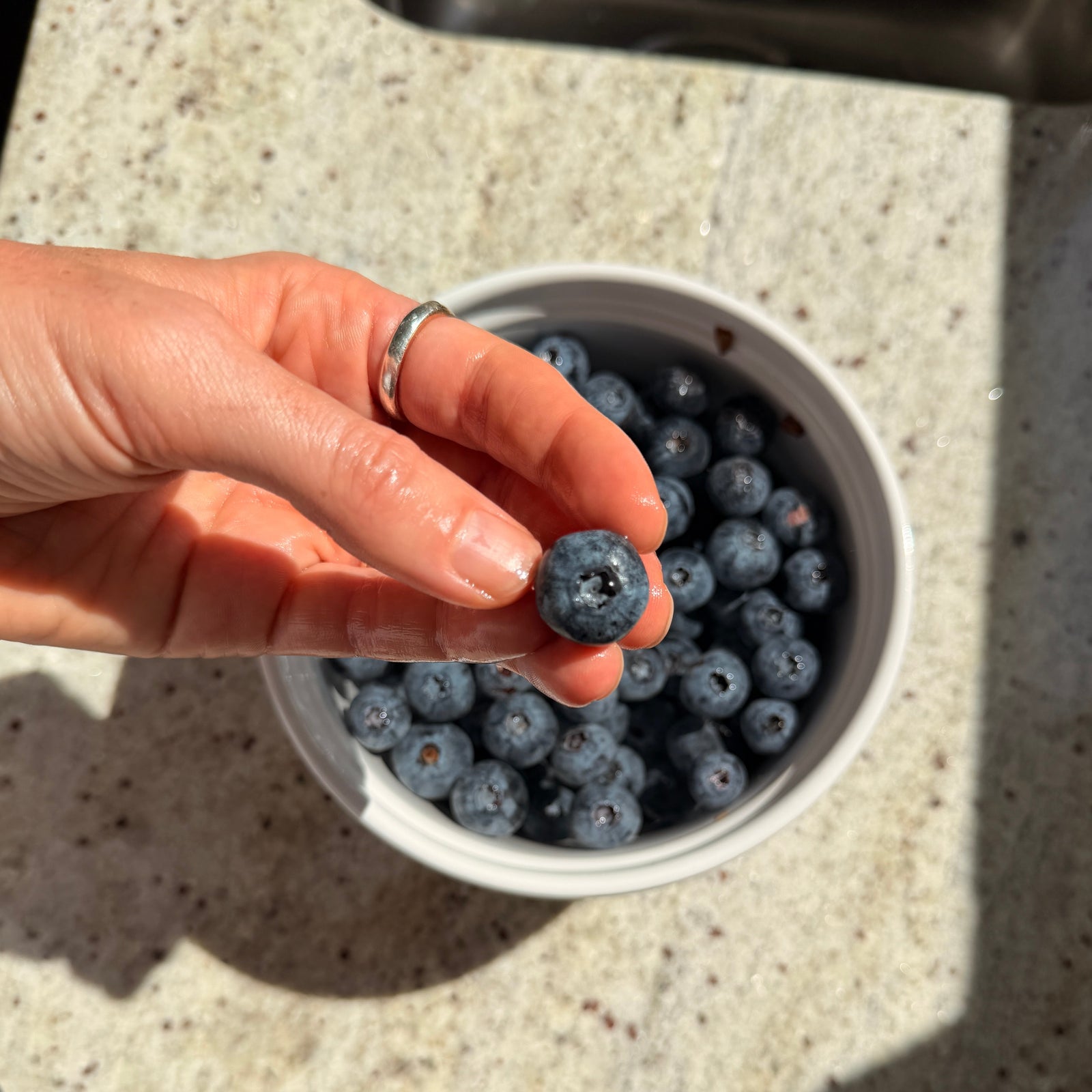 How to Remove Pesticides from Fruit & Vegetables: The Science-Backed Guide