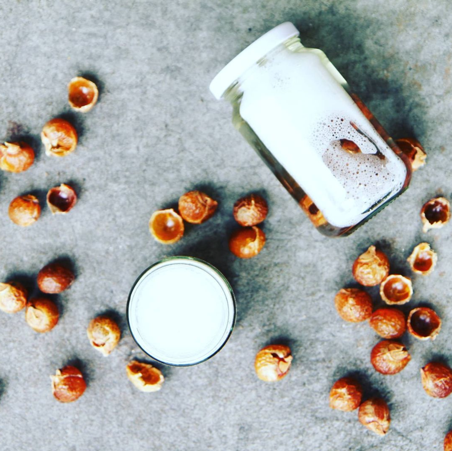 5 easy ways to use Soap Berries and Essential Oils for toxin free cleaning