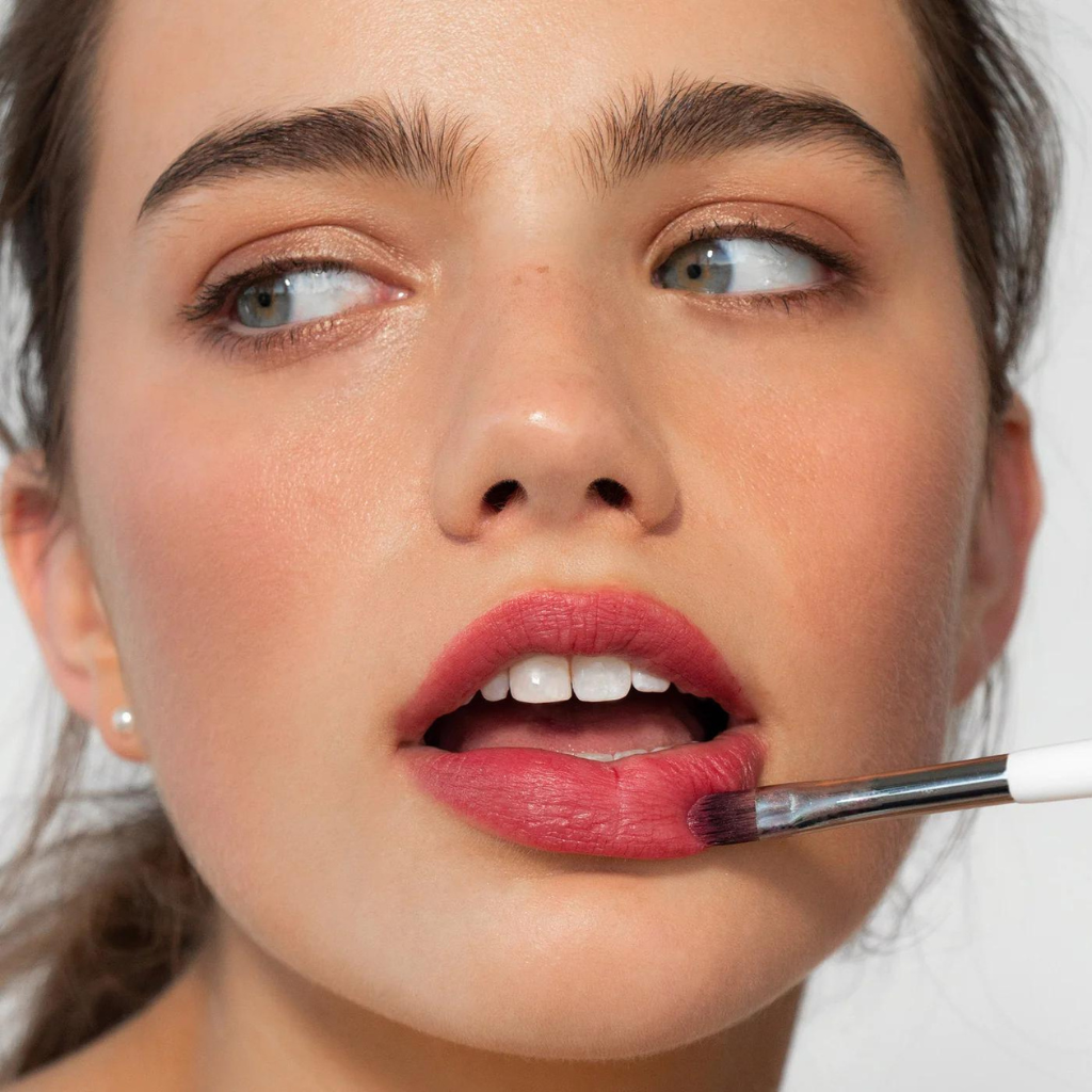 Go-For-Zero-Australia-Aleph-Beauty-New-Zealand-Lip-Brush-3