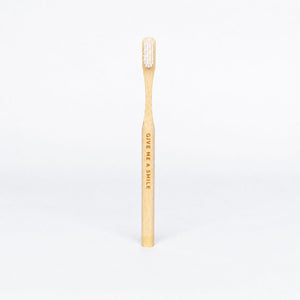 Go-For-Zero-Australia-Bamboo-Adult-Toothbrush-Medium-Give-Me-A-Smile