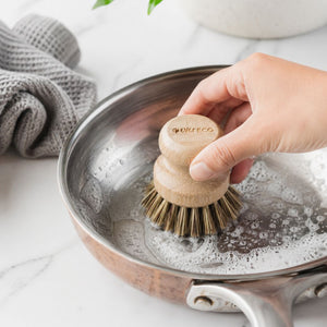 Go-For-Zero-Australia-Ever-Eco-Australia-Scrubbing-Dish-Brush-In-Use