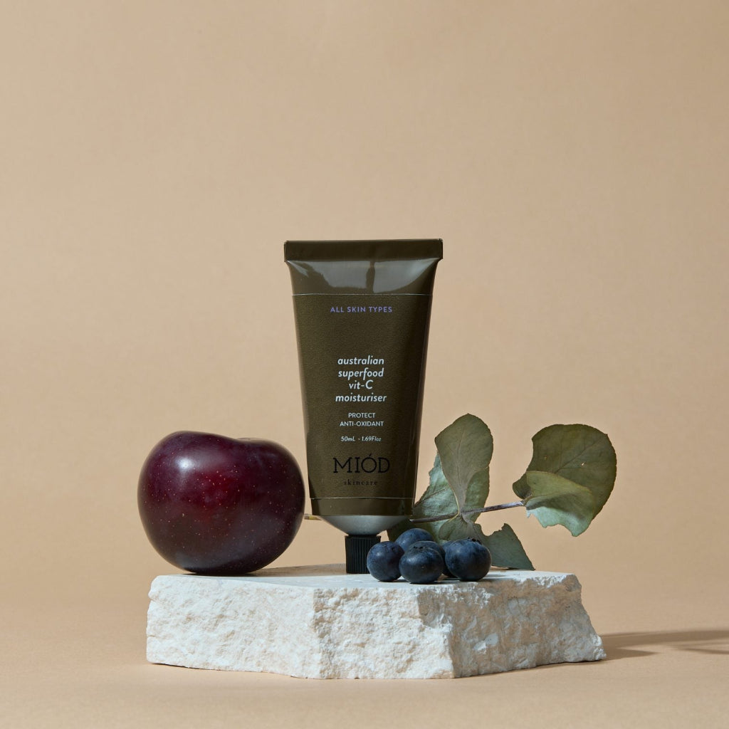 Go-For-Zero-Australia-Miód-Superfood-Vit-C-Moisturiser-50ml-Styled
