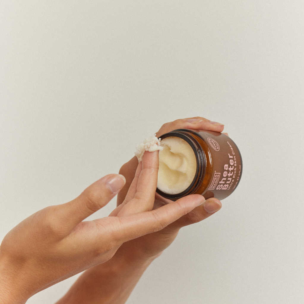 Go-For-Zero-Australia-Noosa-Basics-Australia-Shea-Butter-Ultra-Rich-Skin-Cream-120g-Styled