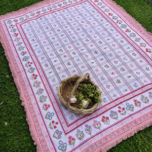 Go-For-Zero-Australia-Salty-Aura-Australia-Recycled-Cotton-Throw-Rugs-The-Petal-Rug-Styled