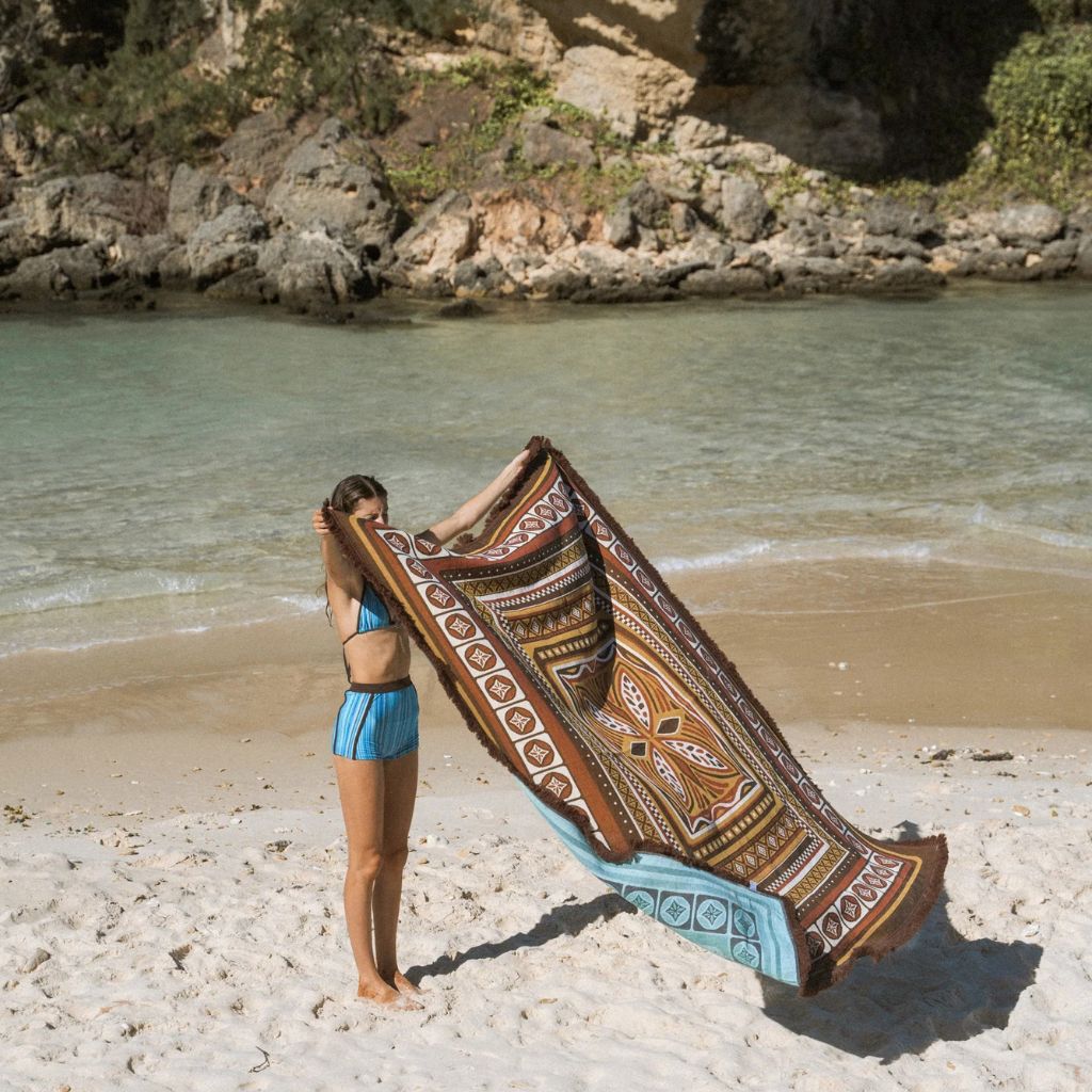 Go-For-Zero-Australia-Salty-Aura-Australia-Recycled-Cotton-Throw-Rugs-The-Sand-To-Snow-Rug-Styled
