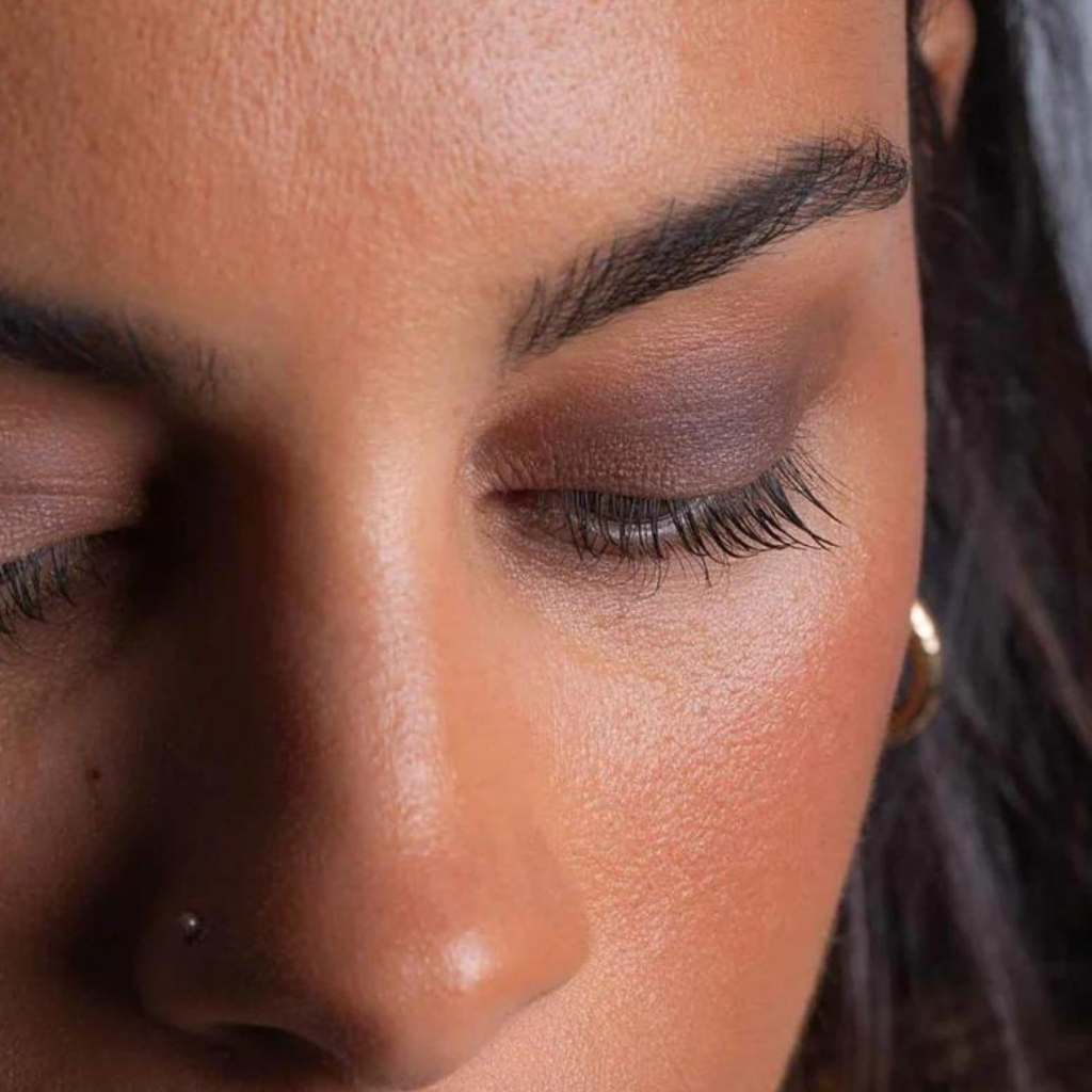 Go-For-Zero-Australia-Scoop-Whole-Beauty-Australia-Desert=Rose-Eyeshadow-Chocolate-Styled