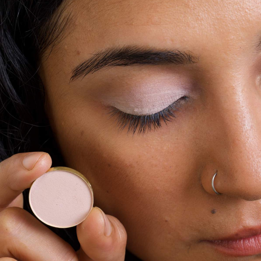 Go-For-Zero-Australia-Scoop-Whole-Beauty-Australia-Pink-Lake-Eyeshadow-Luminous