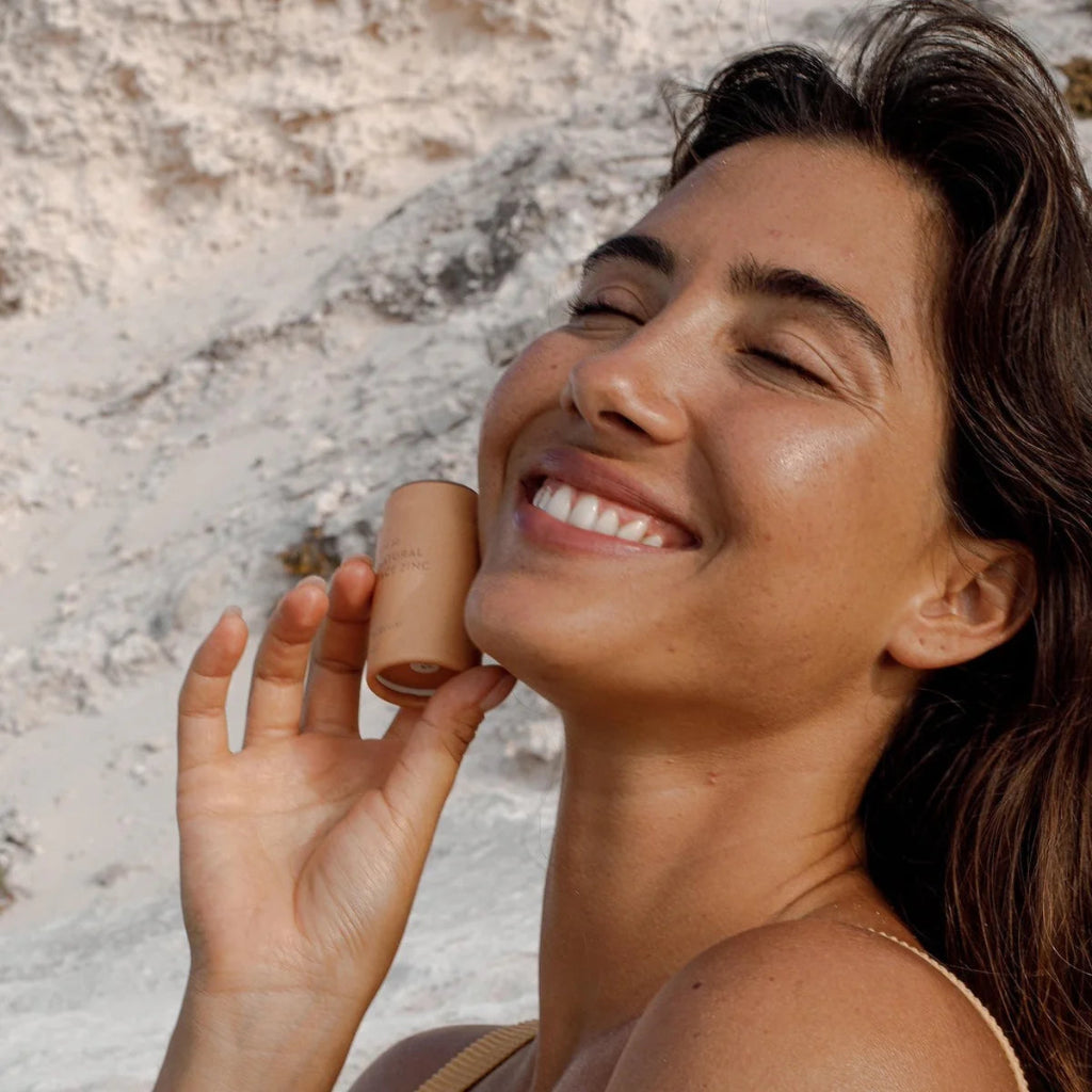 Go-For-Zero-Australia-Winki-Zinc-Australia-Natural-Face-Zinc-SPF-30-Model