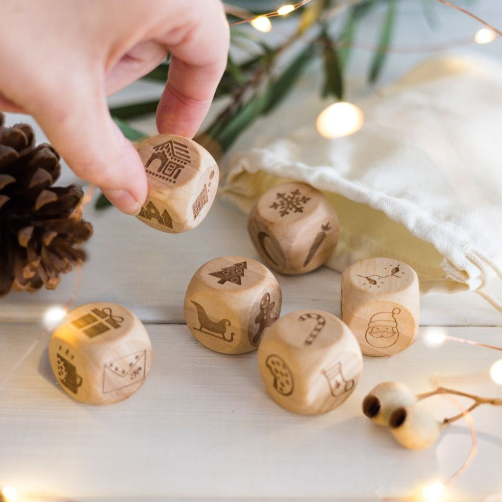 Go-For-Zero-Australia-Poppy-And-Daisy-Australia-Christmas-Story-Cubes