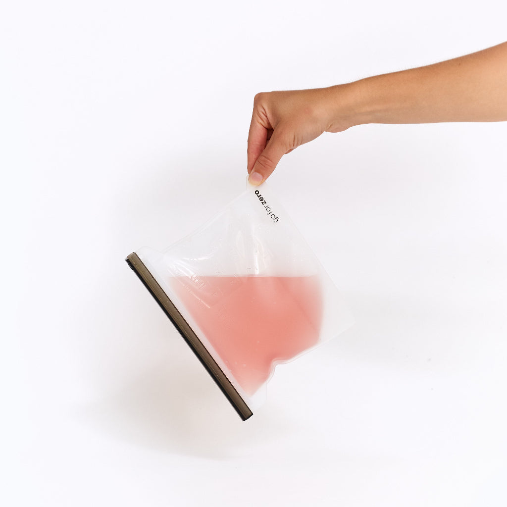 Go-For-Zero-Reusable-Silicone-Zip-Lock-Pouches-1000ml-Liquid-Test