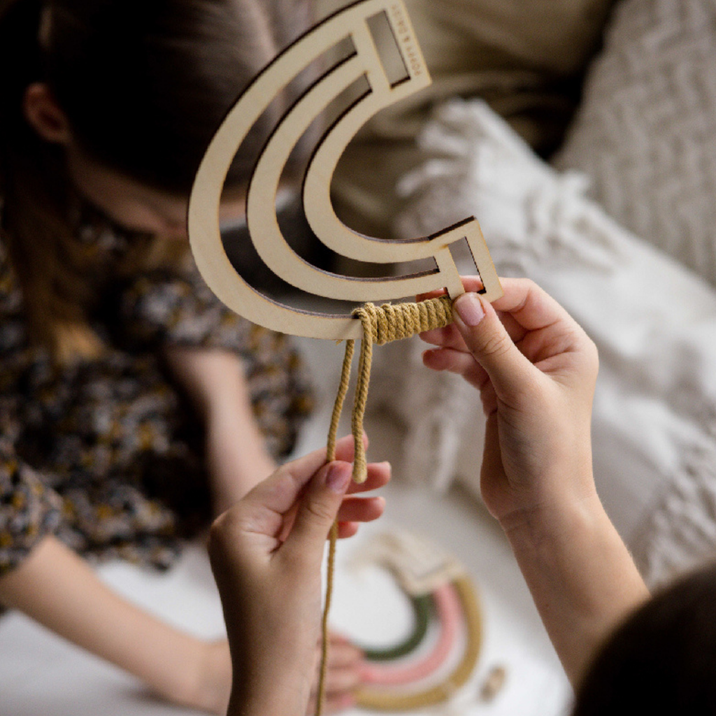Go-For-Zero-Australia-Poppy-And-Daisy-Australia-Macrame-Rainbow